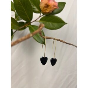 Vintage Black Heart Drop Earrings Gold Wire Threader Style
